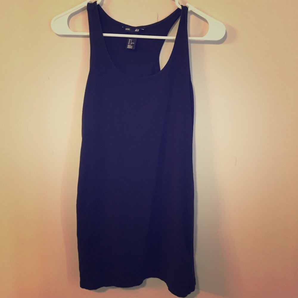 Black basic H&M tank